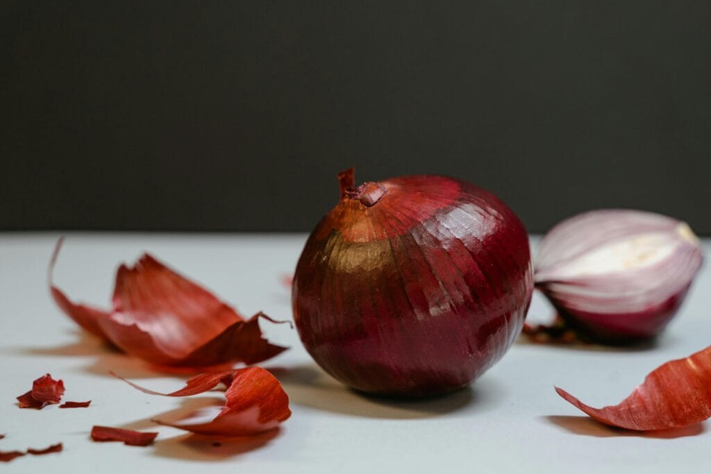 Onion peel fertilizer