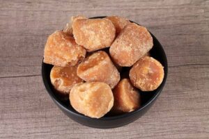 jaggery gud